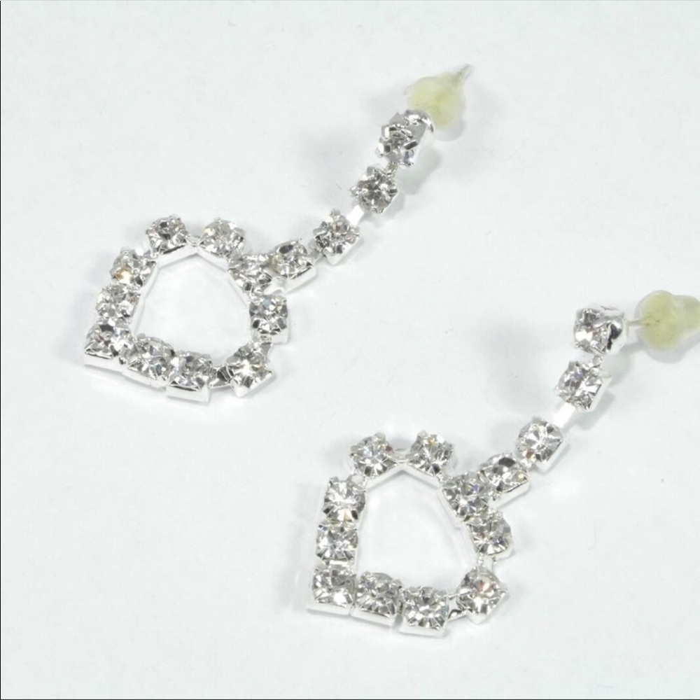 Beautiful Rhinestone Earnings (1 pair) - Picture 4 of 4
